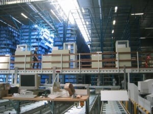 Moving items around a warehouse Moving items around a warehouse